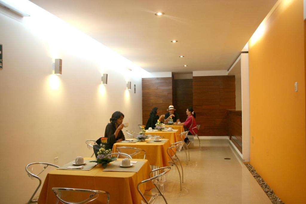 My Rouse Hotel ชิกลาโย ภายนอก รูปภาพ